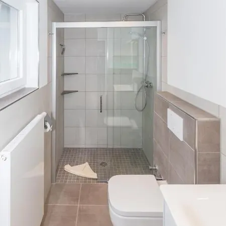 Lägenhet Pier 12, 5 *